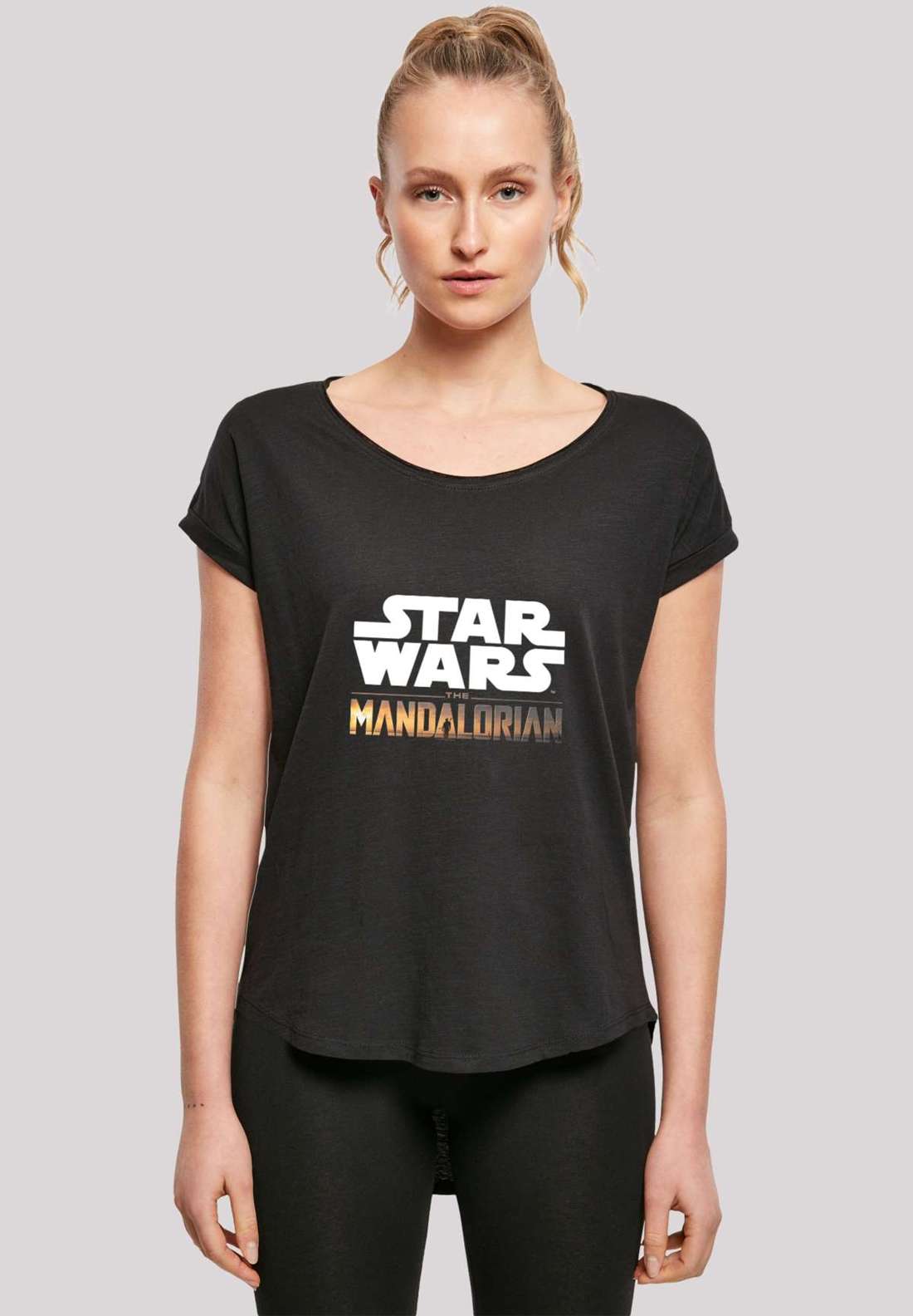 футболка Long Cut T Shirt `Star Wars The Mandalorian Logo`