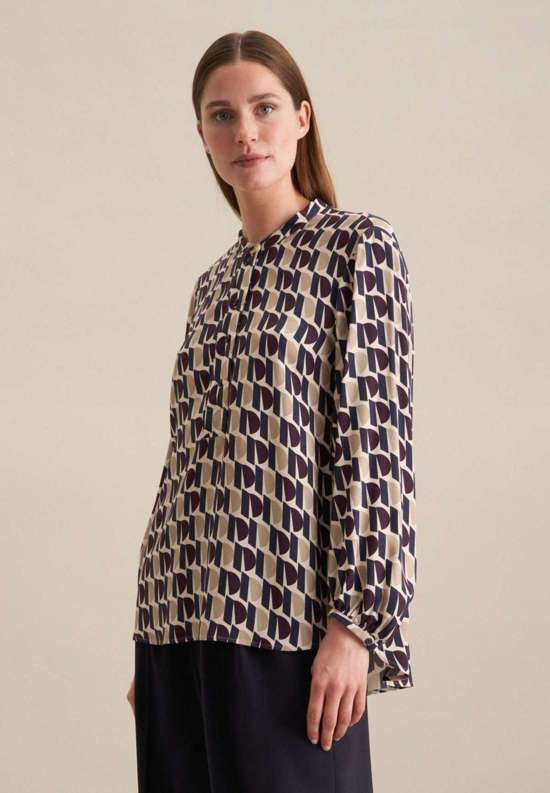 Классическая блузка Schwarze Rose