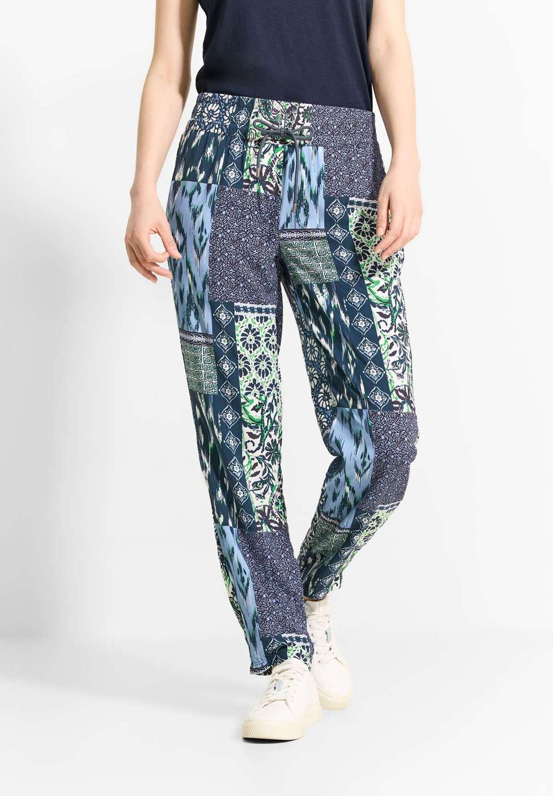 Тканевые брюки свободного кроя