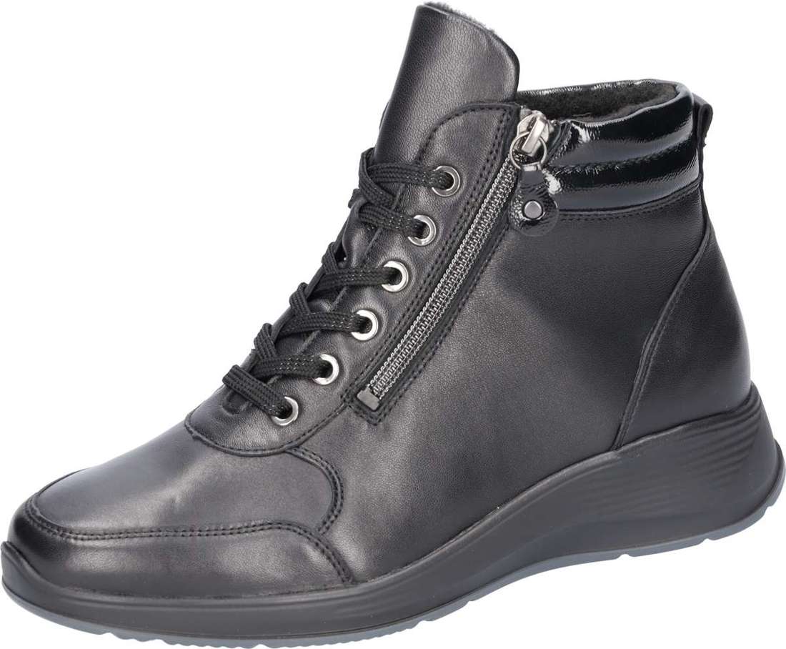 ботинки на шнуровке KALEA