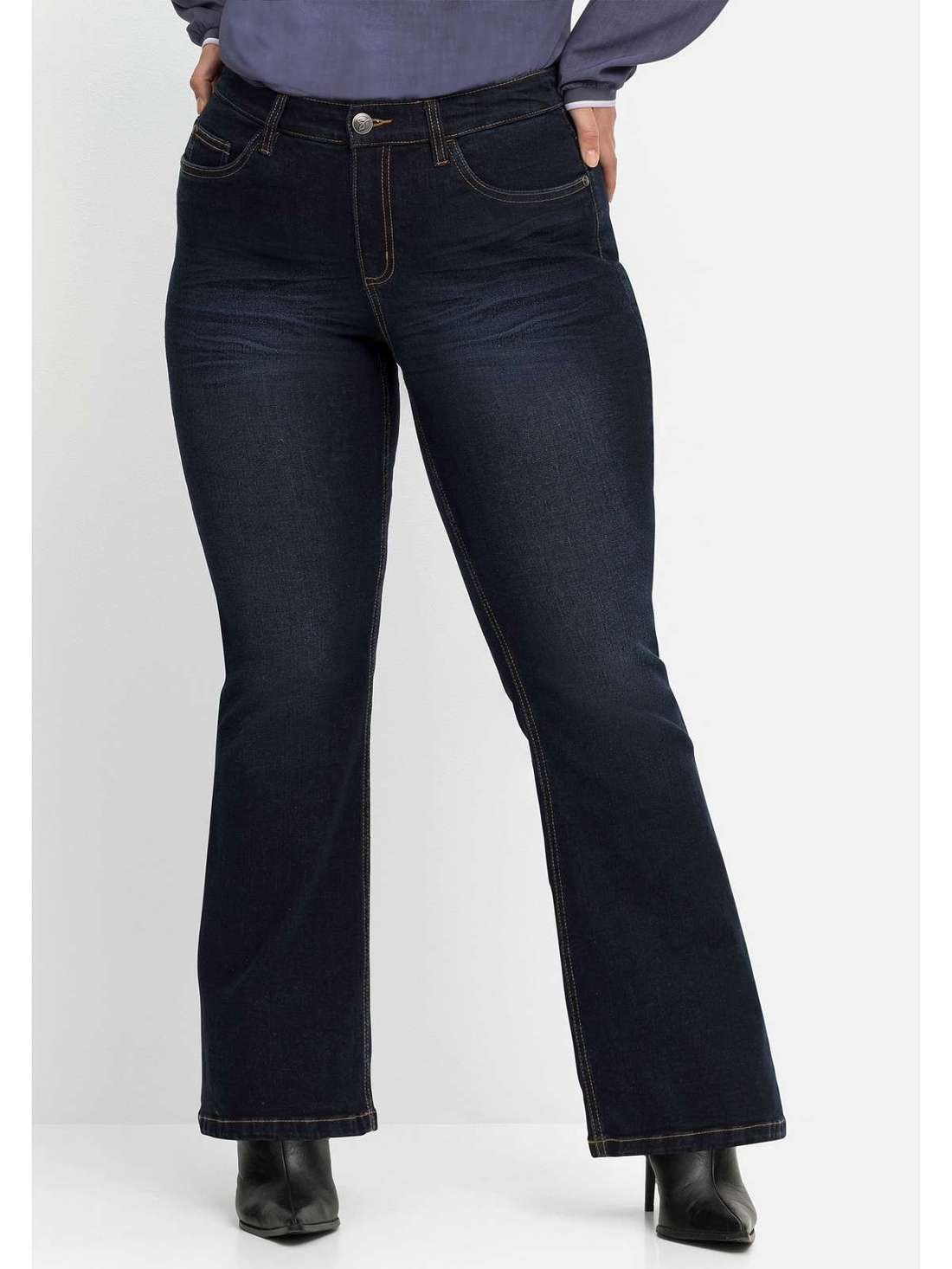 Джинсы Bootcut с использованными эффектами Gro?e Gro?en