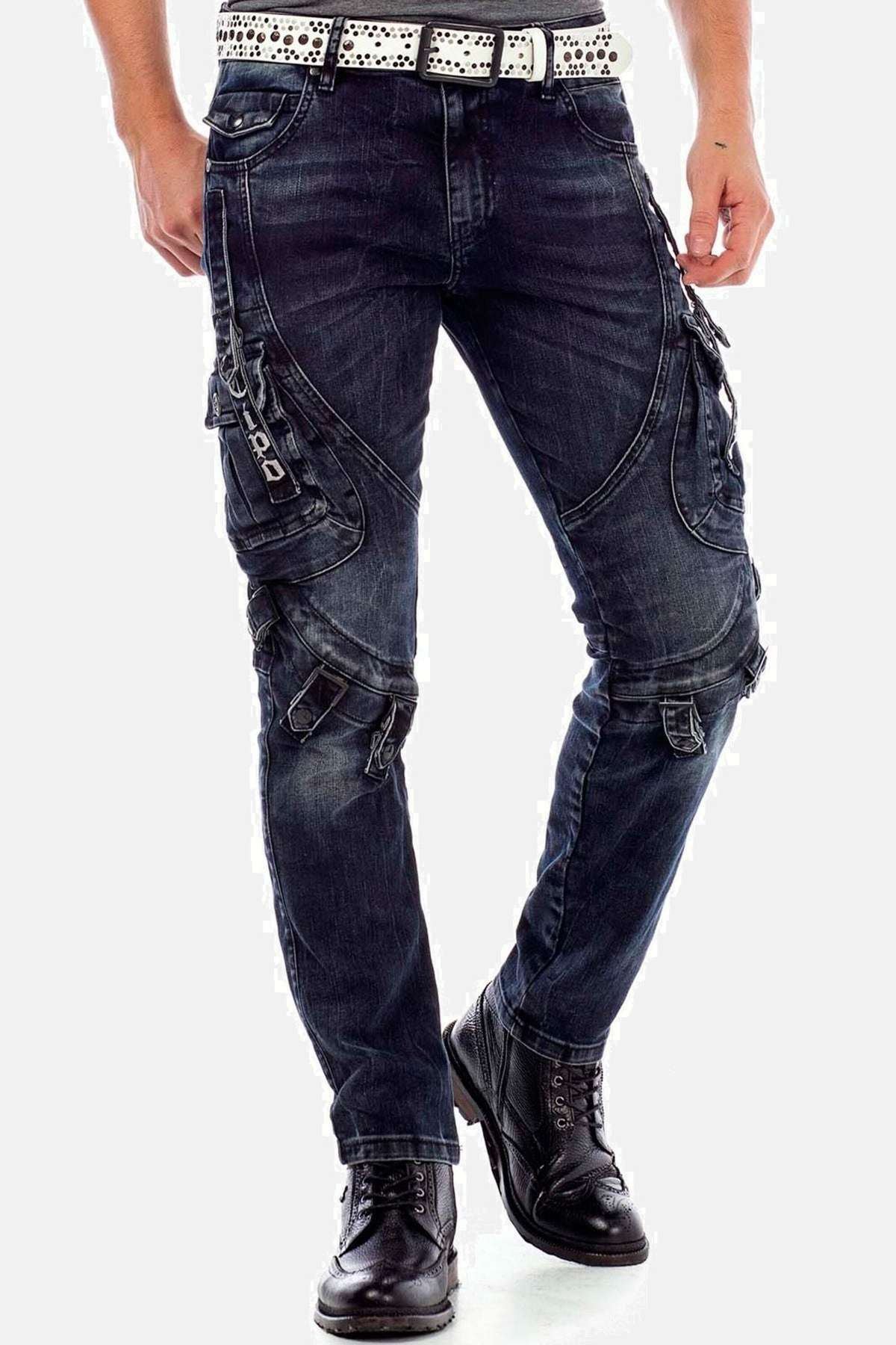 Джинсы-карго с пряжками и вышивкой. Jeans