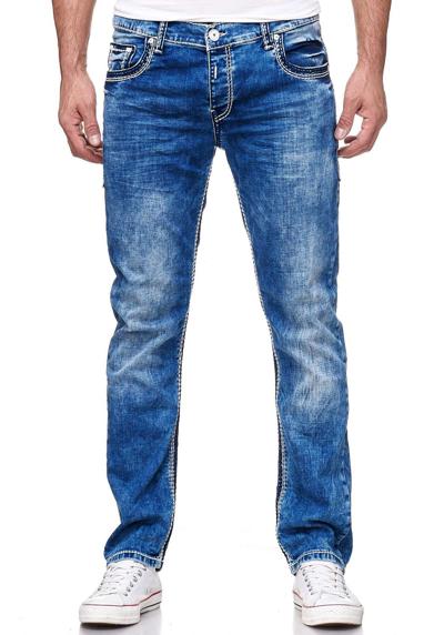 Прямые джинсы в классическом стиле с пятью карманами.