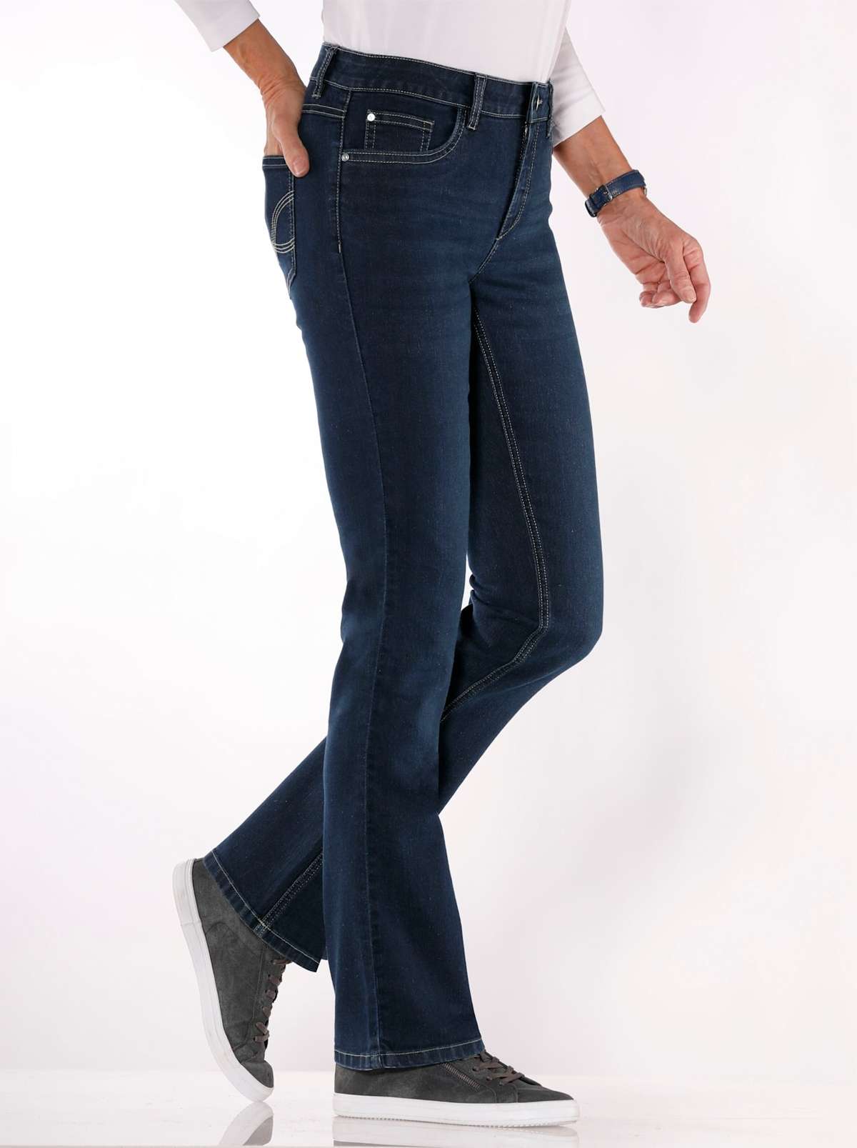 Джинсы Bootcut