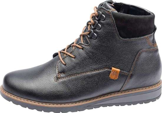 Зимние ботинки с контрастной строчкой. HAVIDA