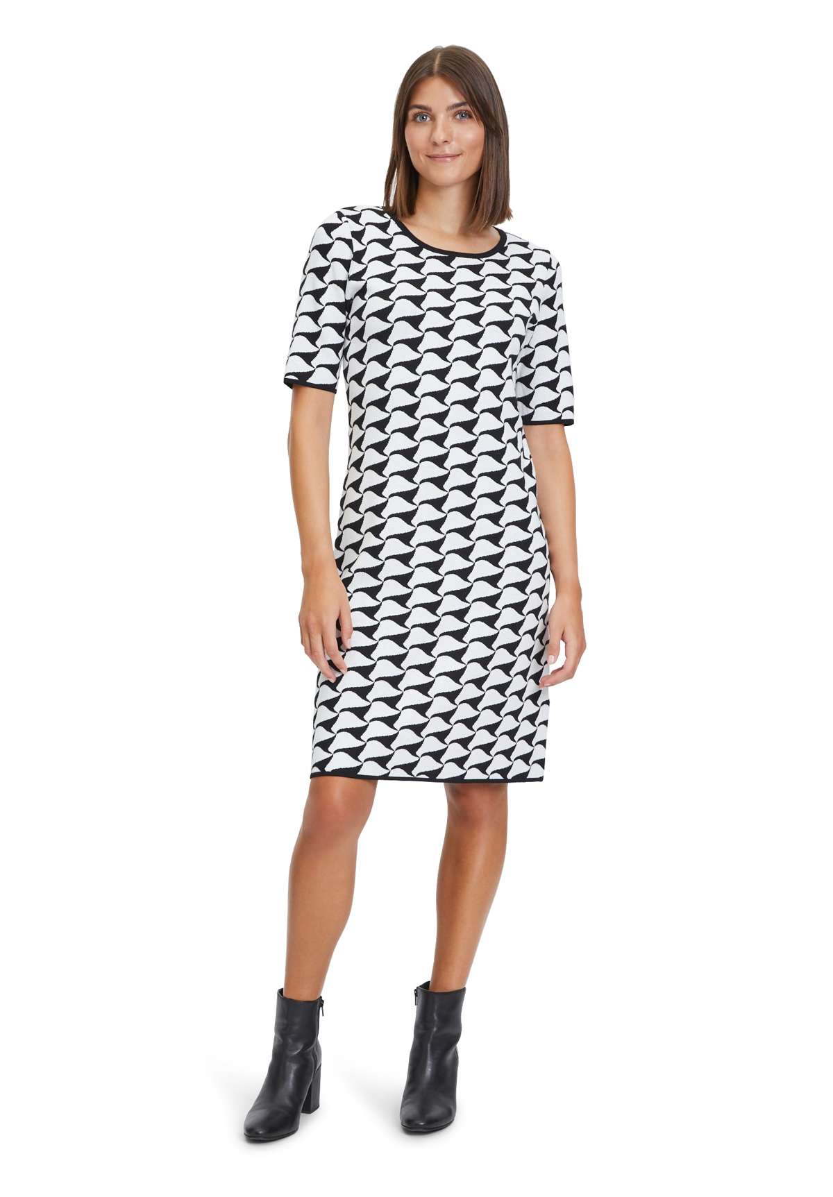 Трикотажное платье Strickkleid mit Jacquard