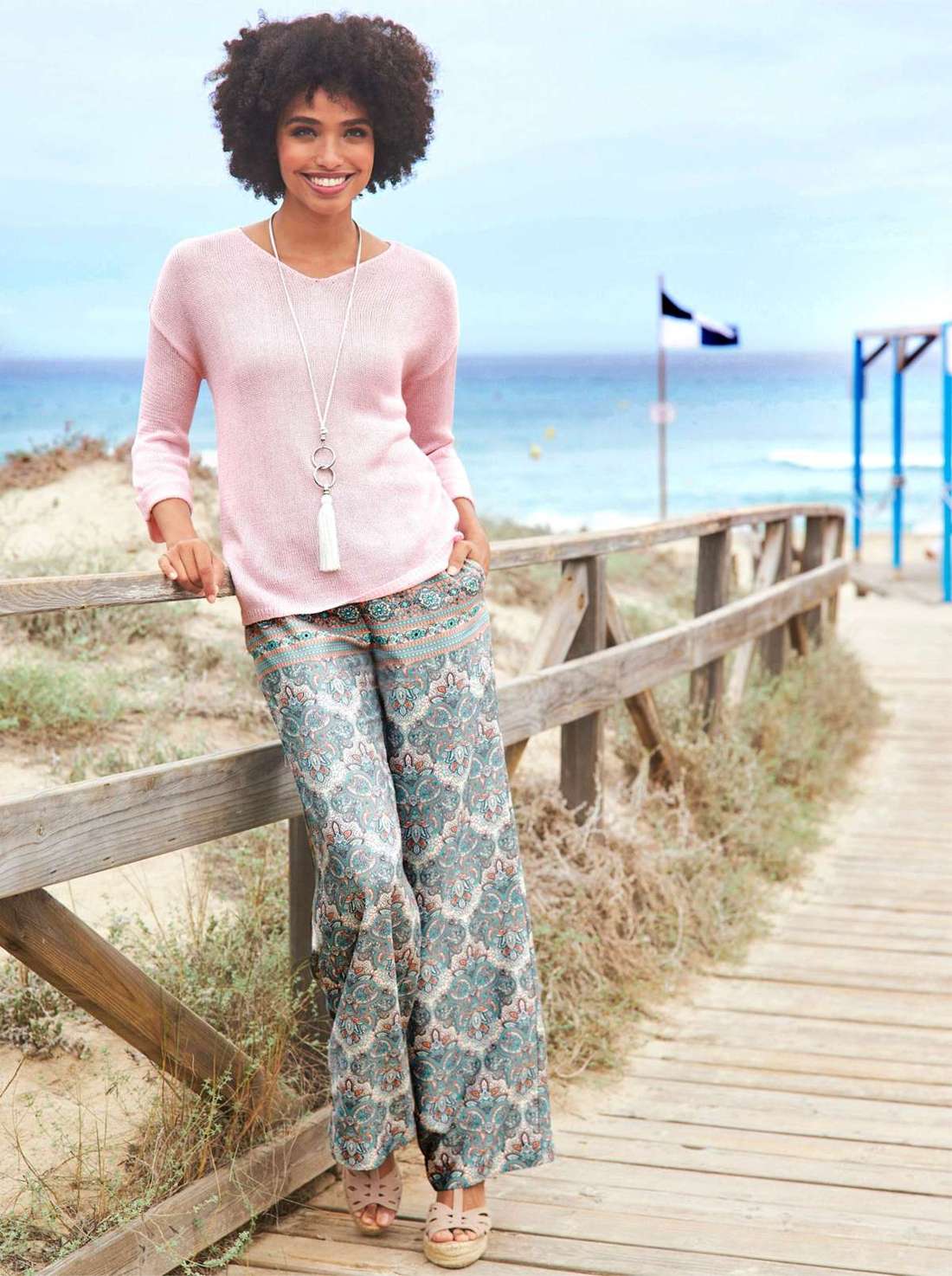 свитер с V-образным вырезом Pullover