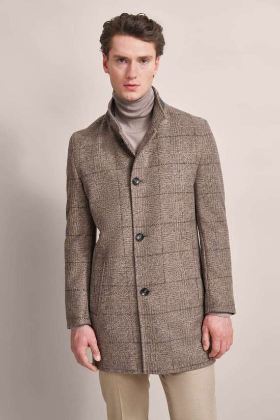 Короткое пальто в клетку