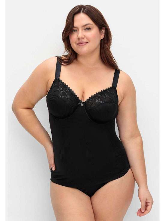 Бюстгальтер-рубашка на косточках и кружевных чашках Große Größen