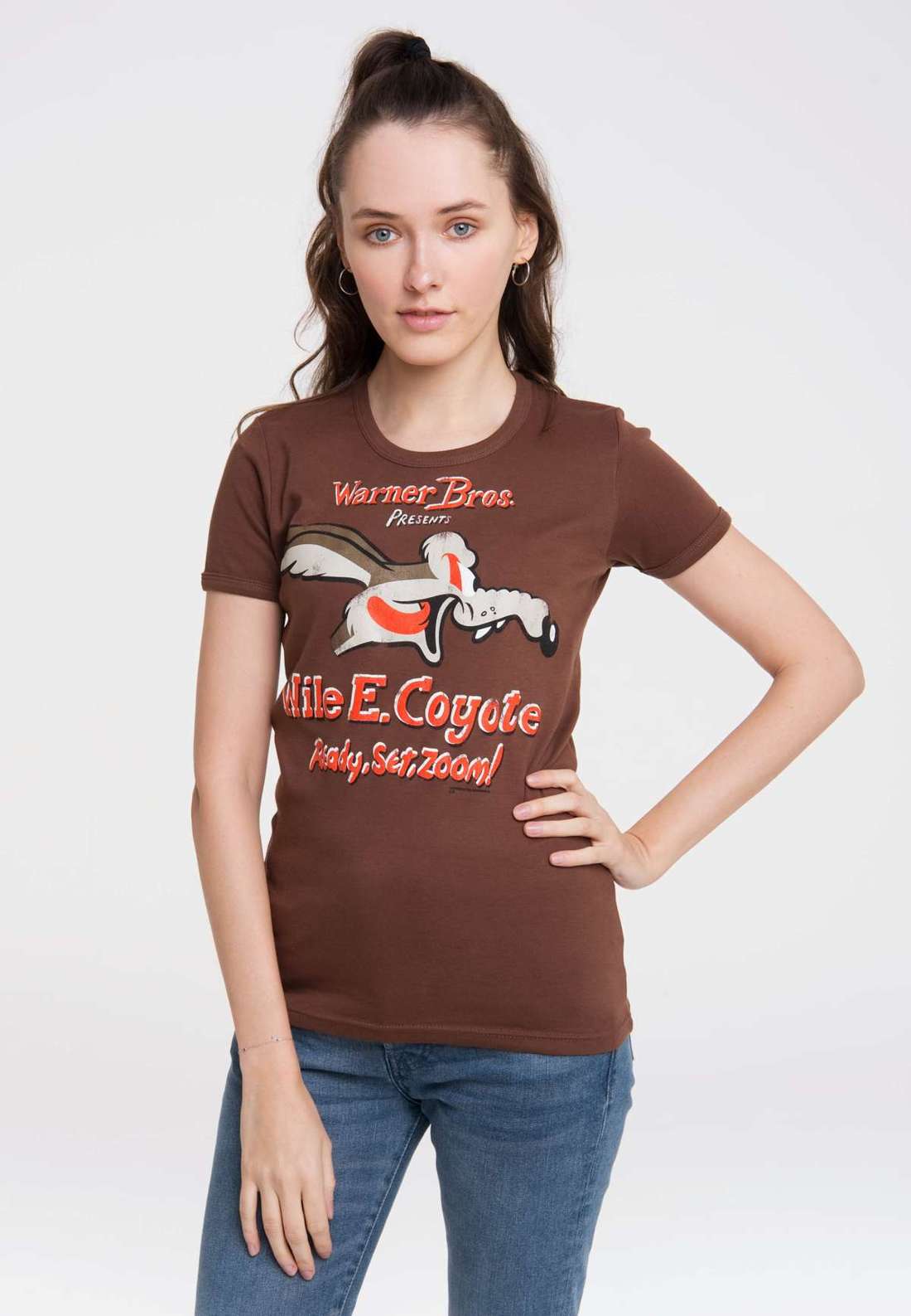 Футболка с лицензионным оригинальным дизайном Looney Tunes