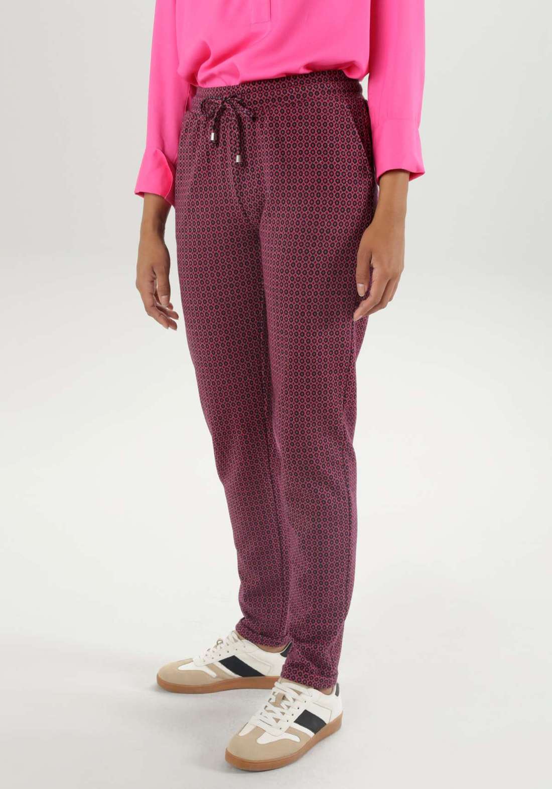 Брюки без застежки с металлизированными нитками