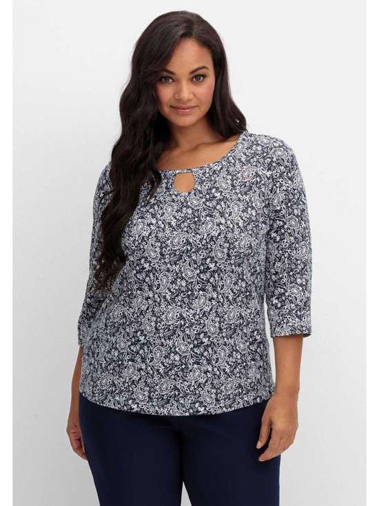 Рубашка с рукавом 3/4 и вырезом горловины. Große Größen