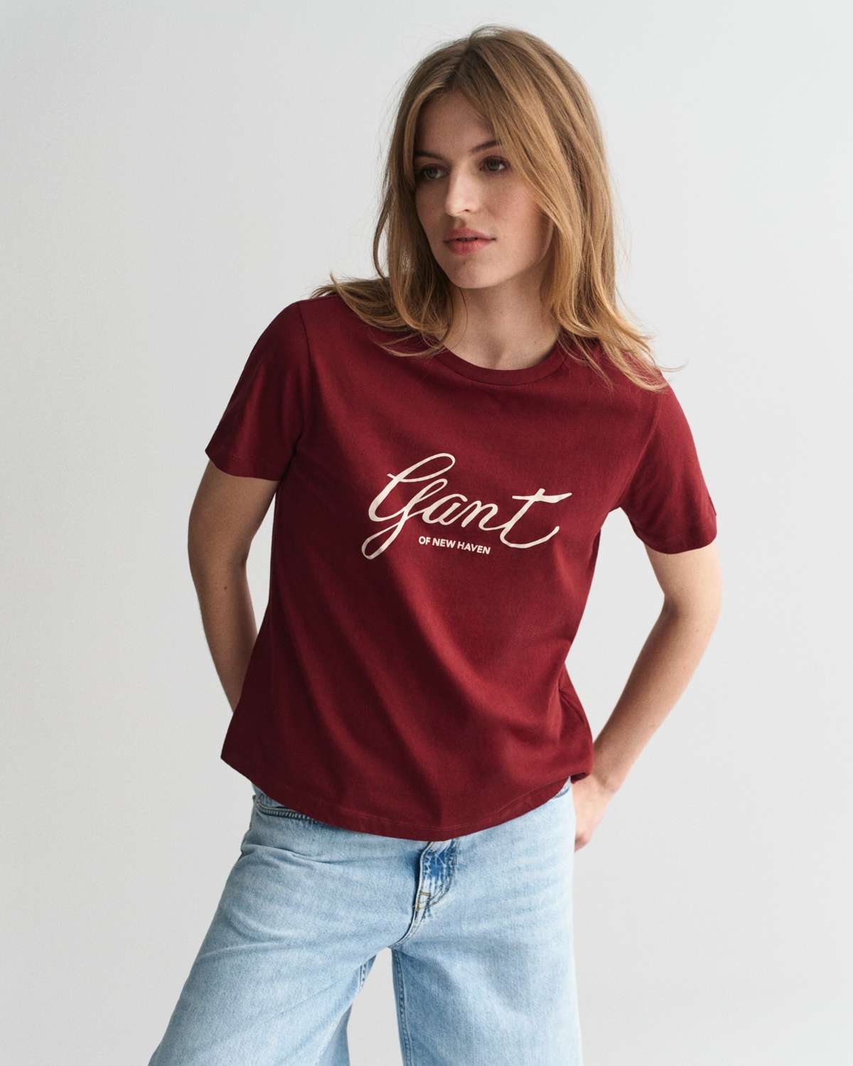 футболка REG SCRIPT T-SHIRT