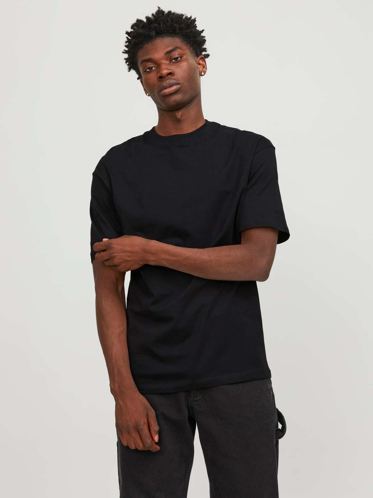 Рубашка оверсайз с круглым вырезом JJEBRADLEY TEE SS O-NECK NOOS