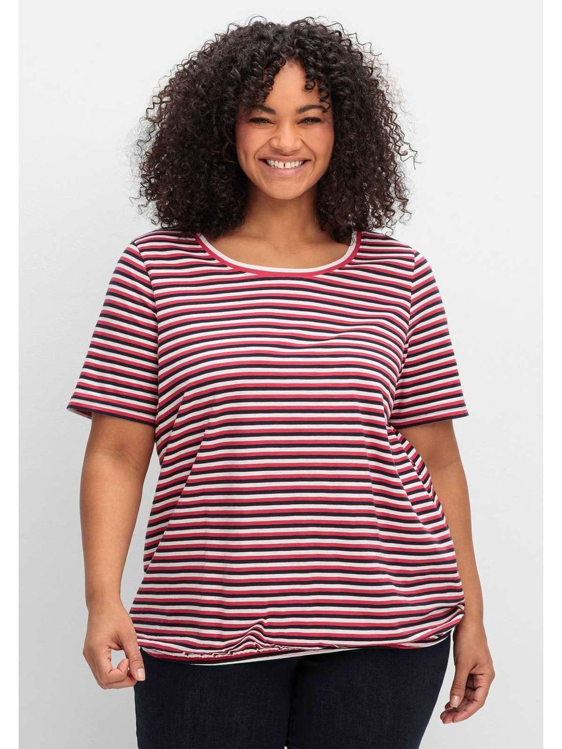 Рубашка с круглым вырезом и эластичным поясом Große Größen