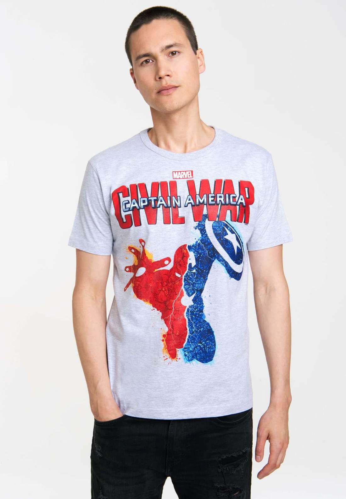 Футболка с большим принтом «Капитан Америка» спереди. Marvel - Captain America - Civil War