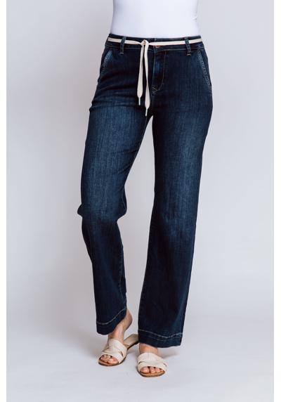 Расклешенные джинсы с эластичным наполнением
