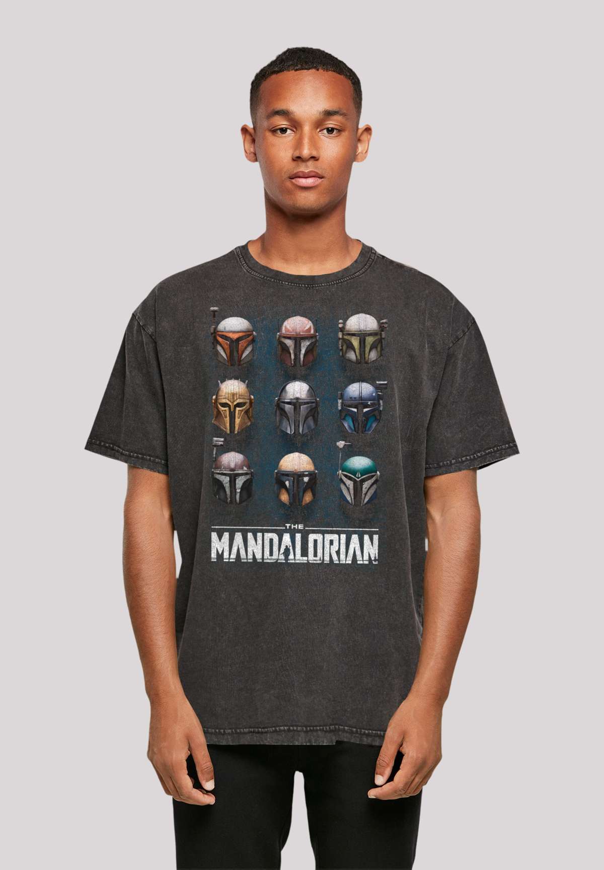 футболка Star Wars The Mandalorian Helmets