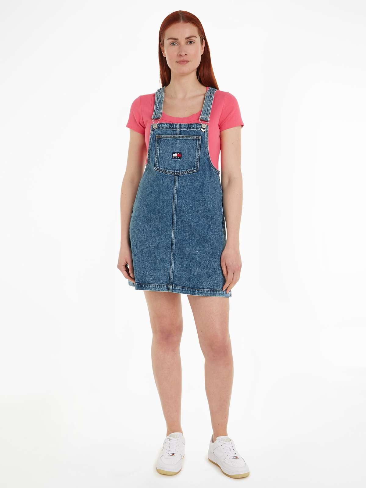 Джинсовое платье с регулируемыми бретелями. PINAFORE DRESS CG4136