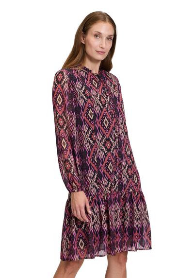 Шифоновое платье Chiffonkleid mit Stufen