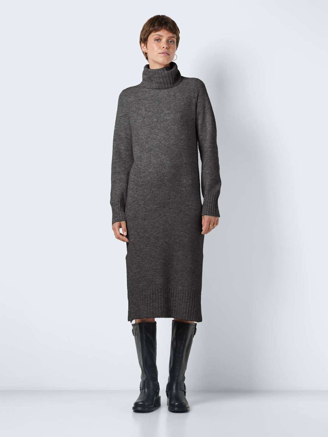 Трикотажное платье NMVIOLA L/S ROLLNECK KNIT DRESS FWD NOOS