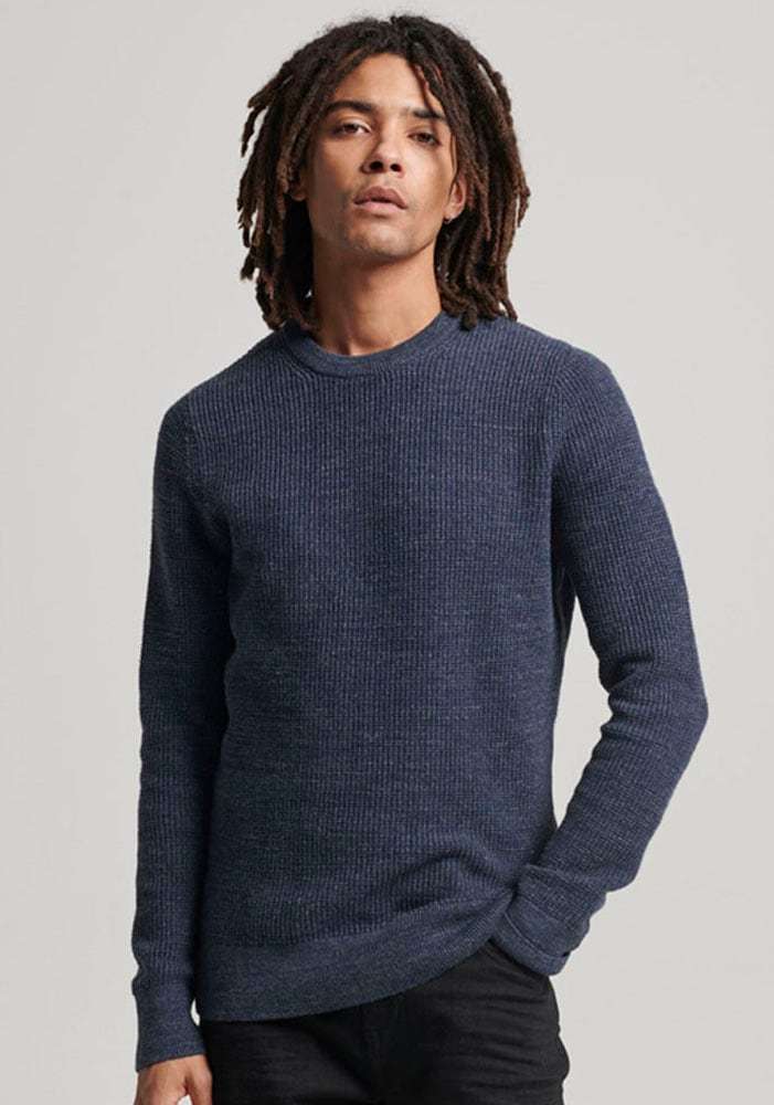 Вязаный свитер структурированным вафельным узором. TEXTURED CREW KNIT JUMPER