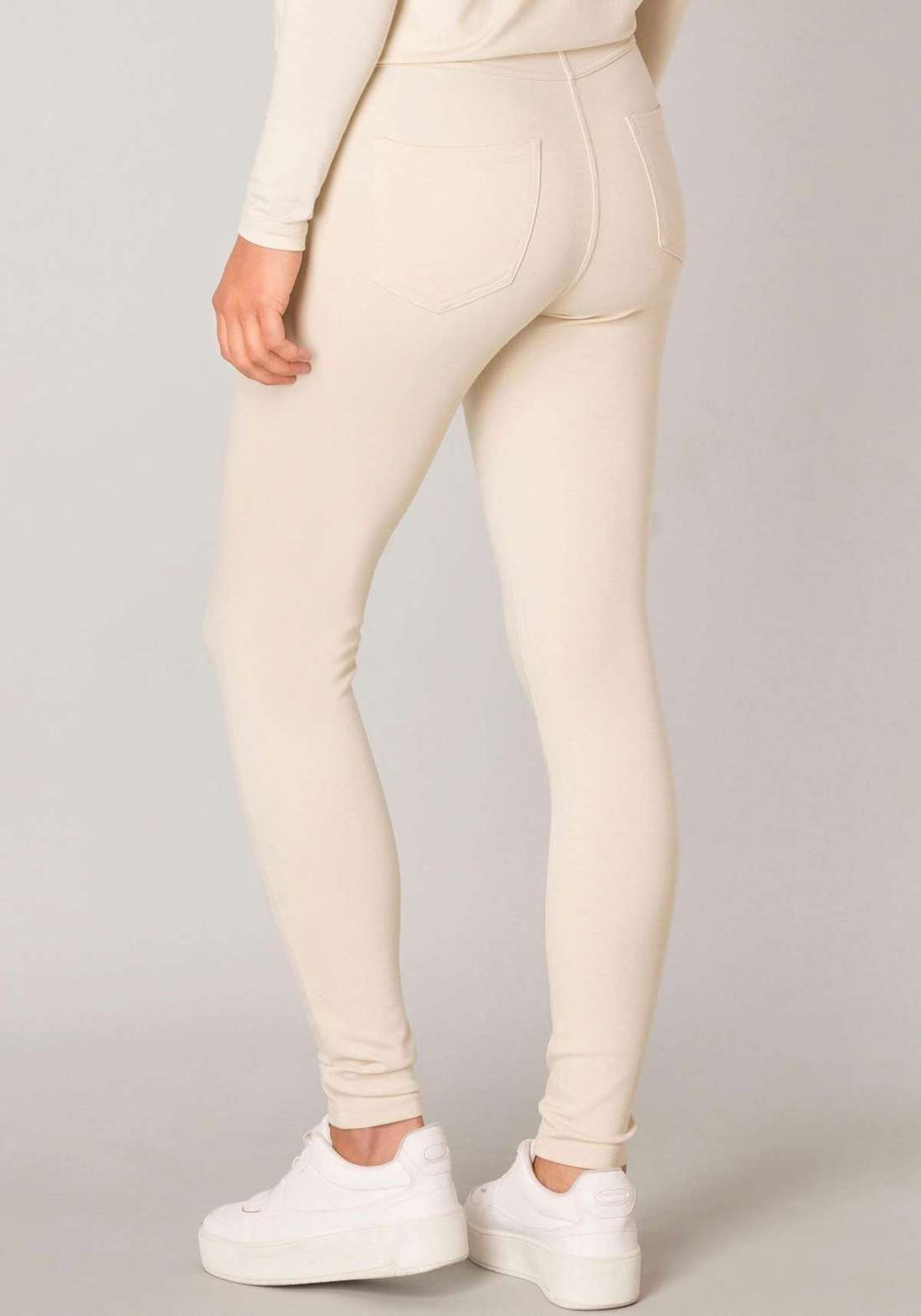 Трегинсы с эластичным поясом