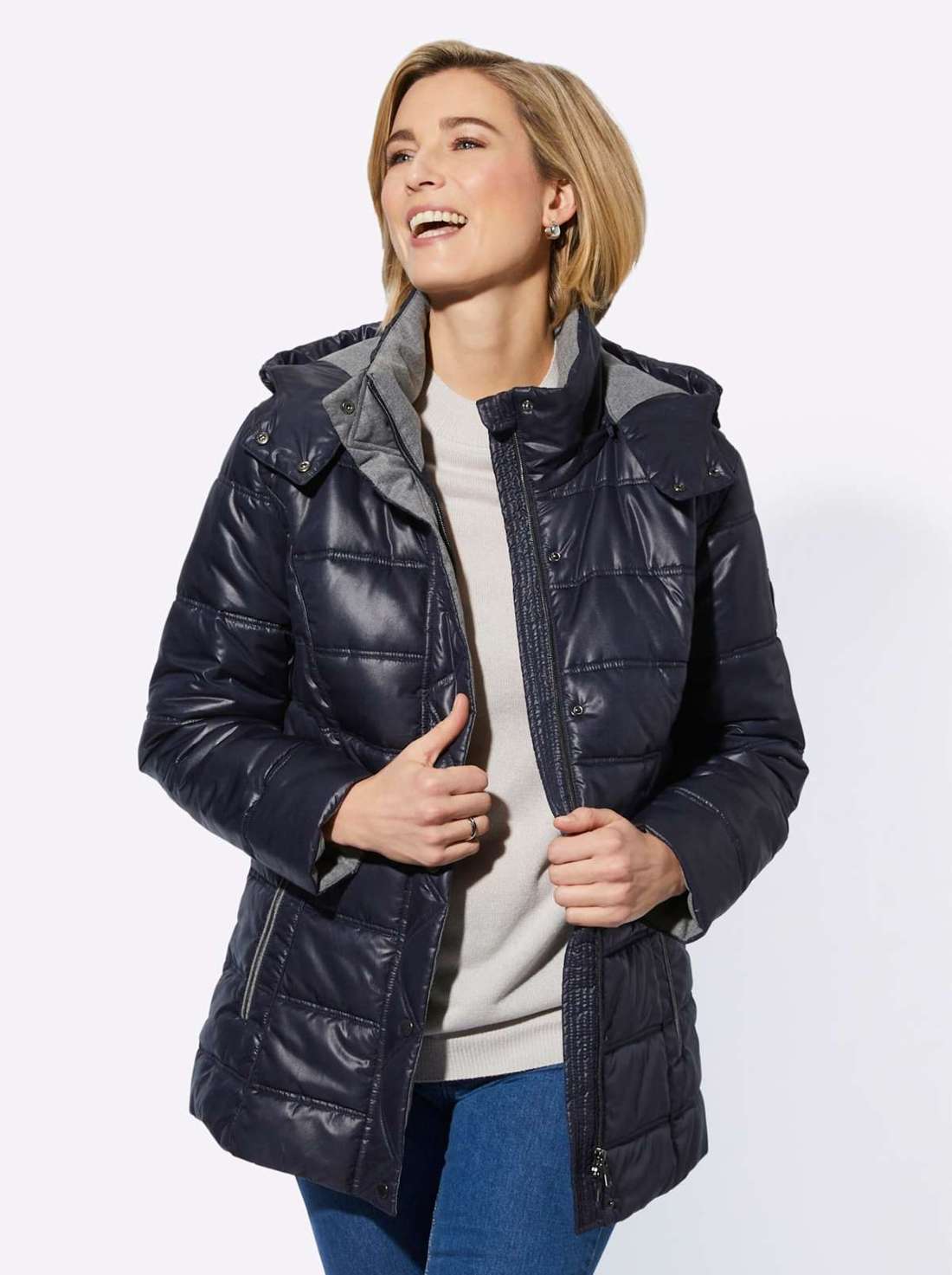 Стеганая куртка с капюшоном