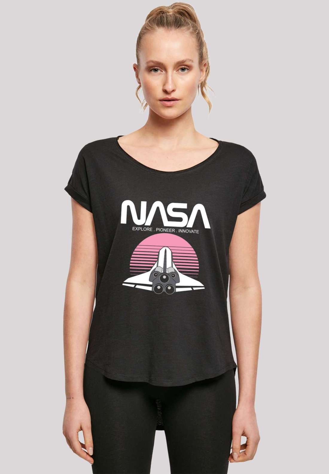 футболка Long Cut T-Shirt `NASA Space Shuttle Sunset`