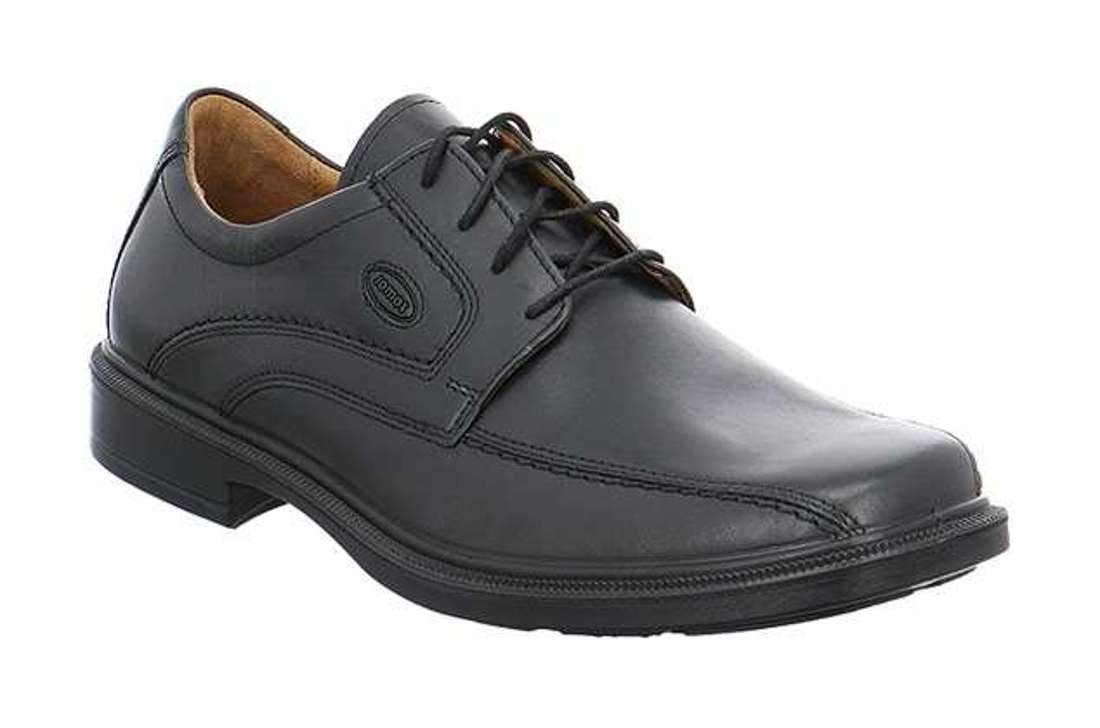 Туфли на шнуровке с декоративной строчкой. Strada