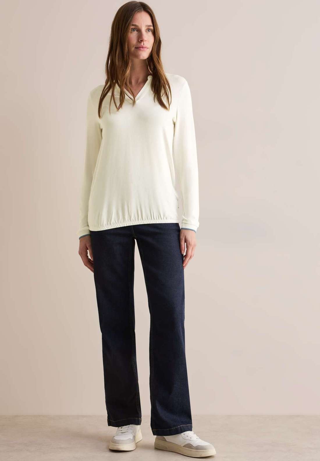 Рубашка с длинными рукавами и эластичной кромкой