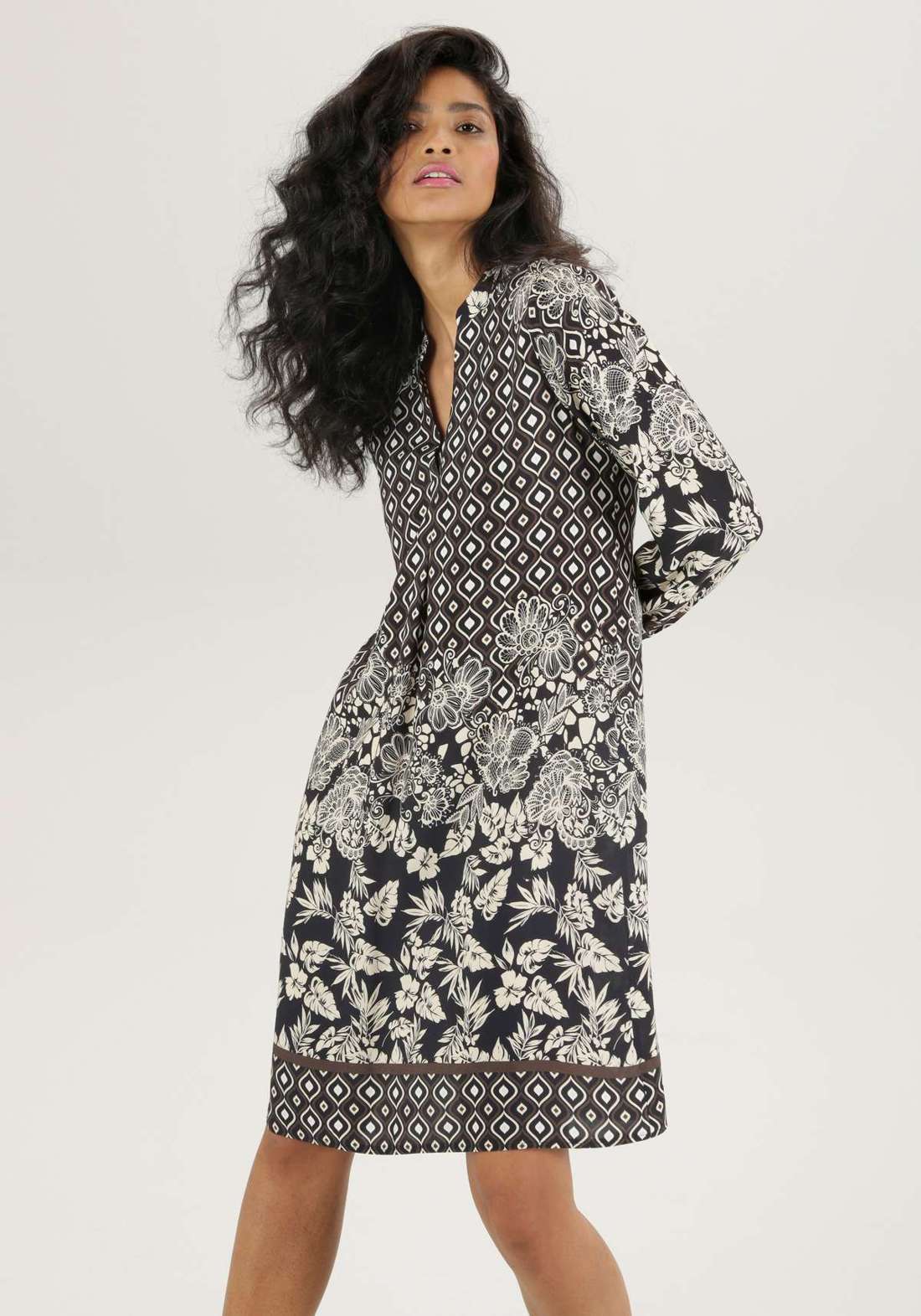 Платье-блузка с миксом узоров