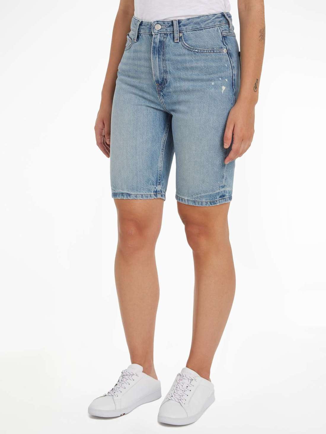 Легкие шорты с эффектом стирки DNM SLIM SHORT HW ASH WRN