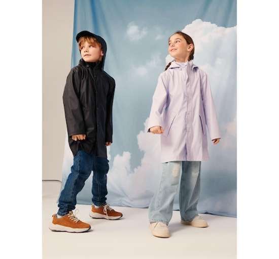 Дождевик с капюшоном