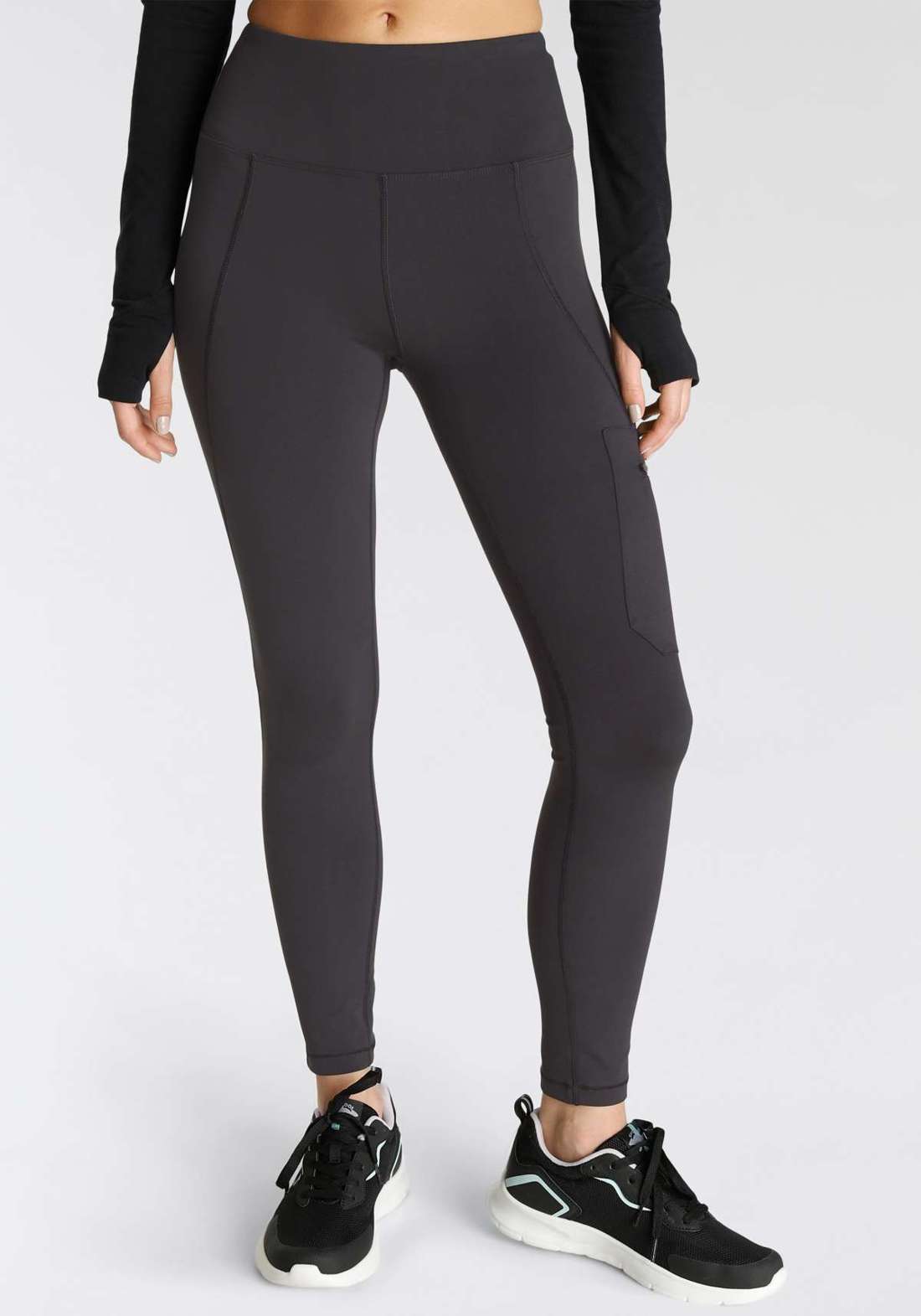 Функциональные колготки в стиле брюк-карго.