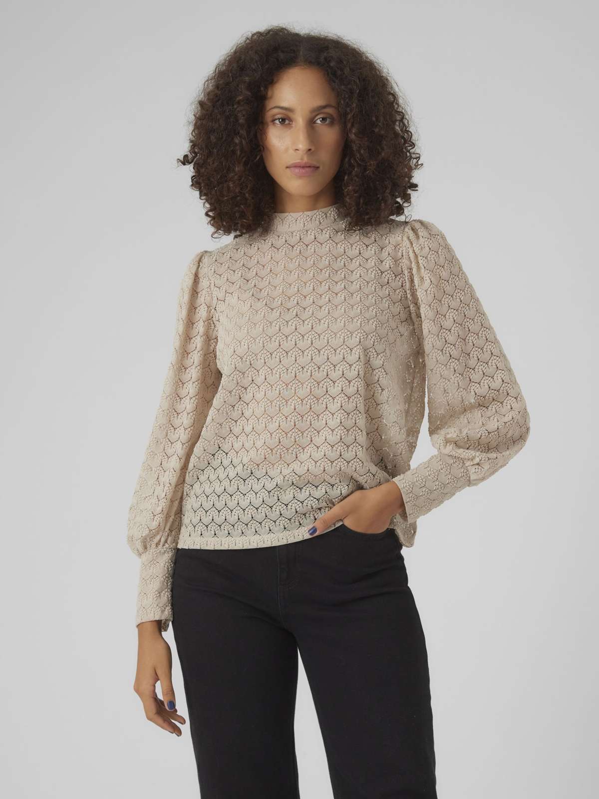 Рубашка с длинным рукавом VMBECCA LS HIGH NECK LACE TOP JRS NOOS