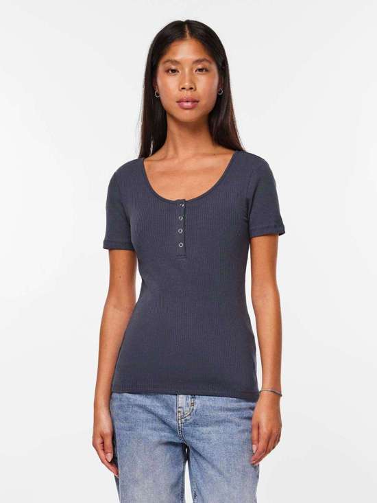 Рубашка с коротким рукавом PCKITTE SS TOP NOOS BC