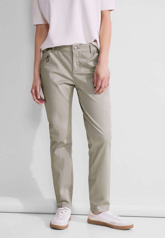 Узкие брюки