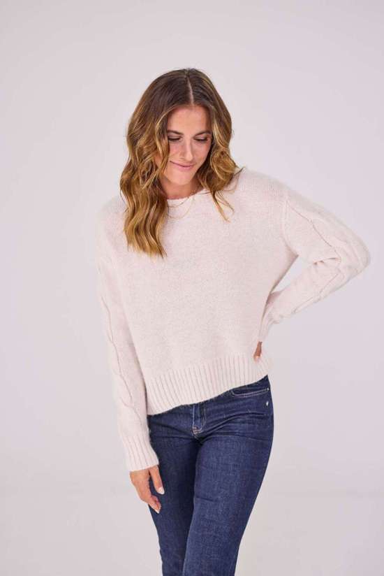 Свитер с круглым вырезом и вязаными рукавами AmairaL