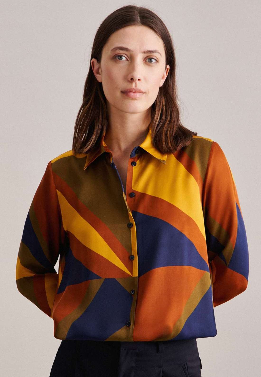 Рубашка-блузка Schwarze Rose