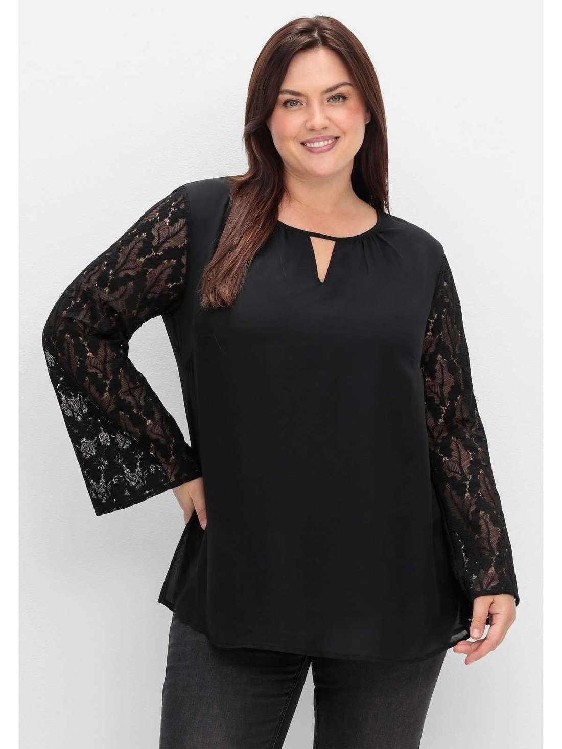 Многослойная туника с кружевными рукавами Große Größen