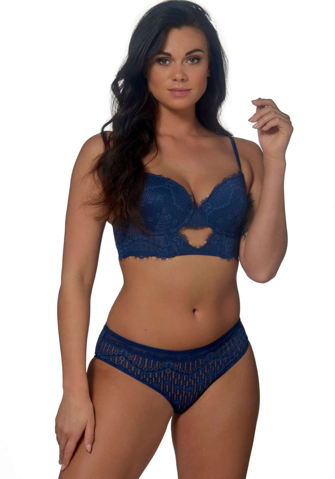 Модные трусы с элегантной отделкой сзади. TOPAZ