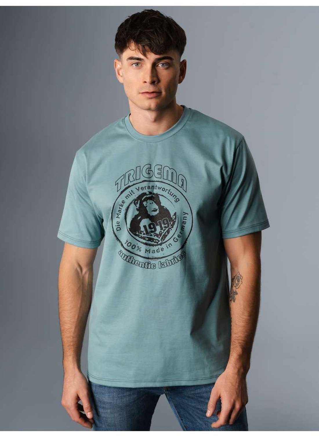 футболка TRIGEMA T-Shirt mit großem Printmotiv `TRIGEMA 1919`