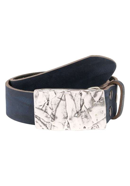 Кожаный ремень с квадратной пряжкой в винтажном стиле.