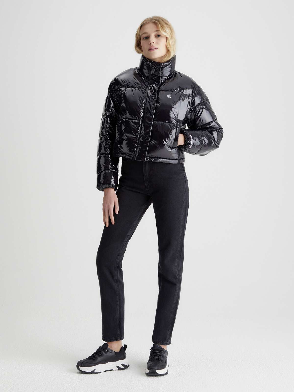 Стеганая куртка CROPPED SHINY PUFFER