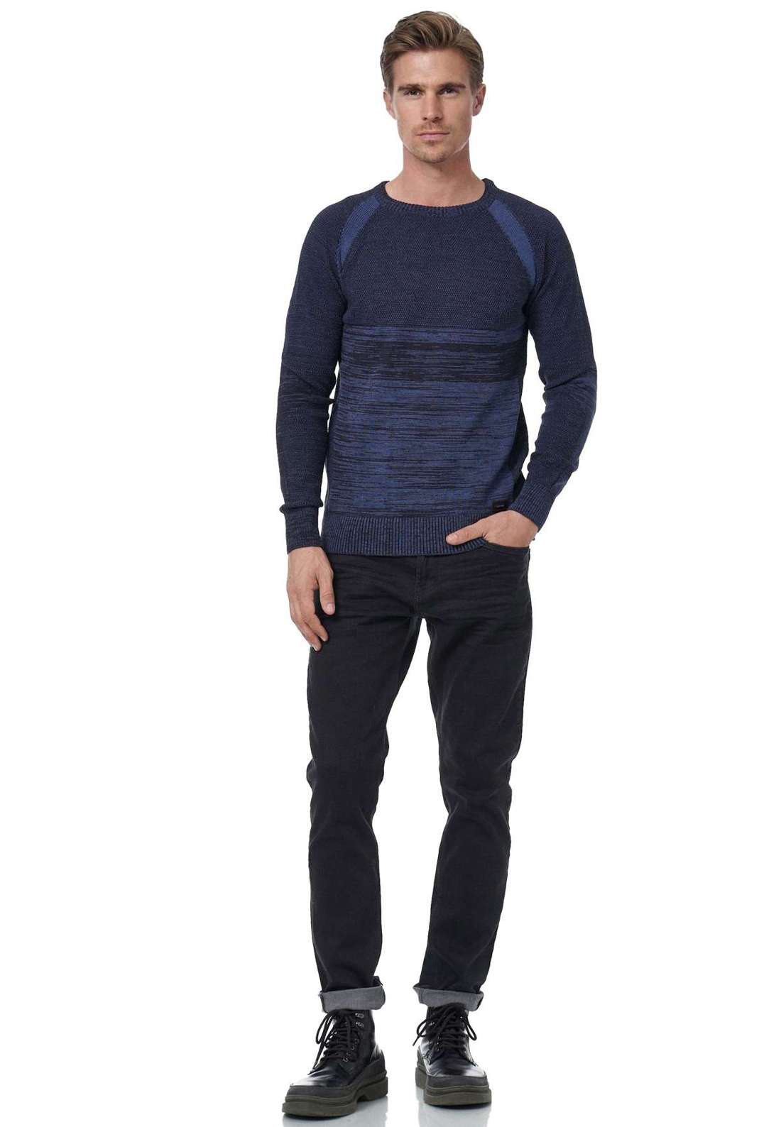 Вязаный свитер в спортивном стиле. RUSTY NEAL Knitwear