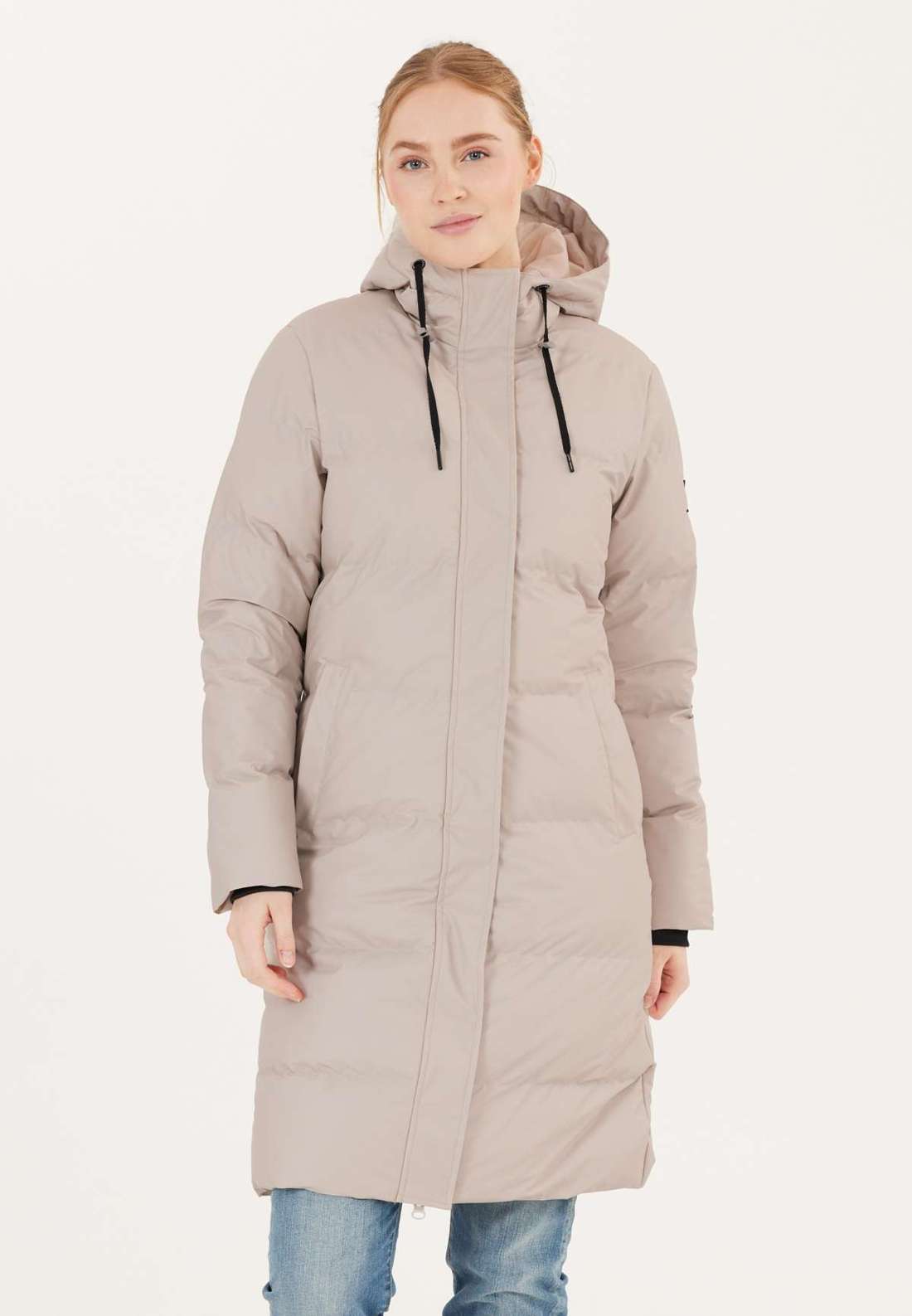 Зимнее пальто ветрозащитного и водоотталкивающего качества. Audrey