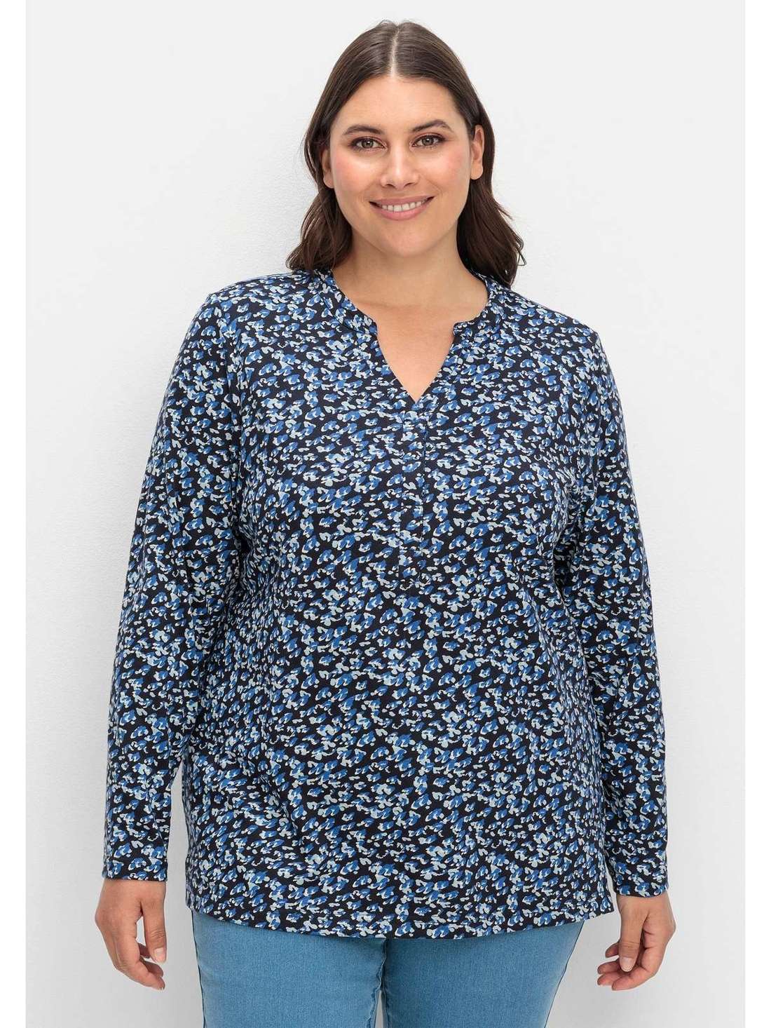 Рубашка с круглым вырезом, V-образным разрезом и минималистичным цветочным принтом Große Größen