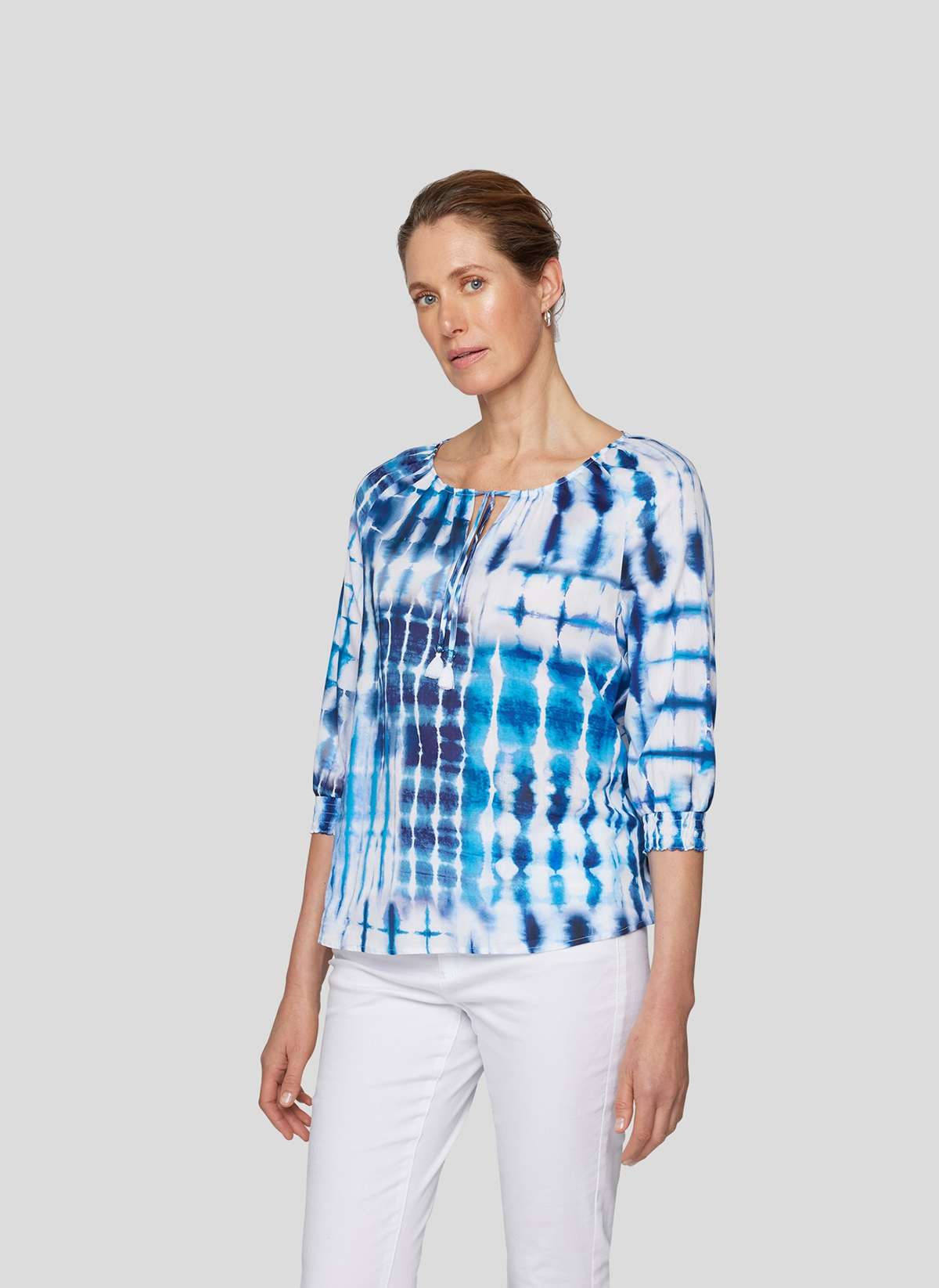Классическая блузка Bluse mit Bandern