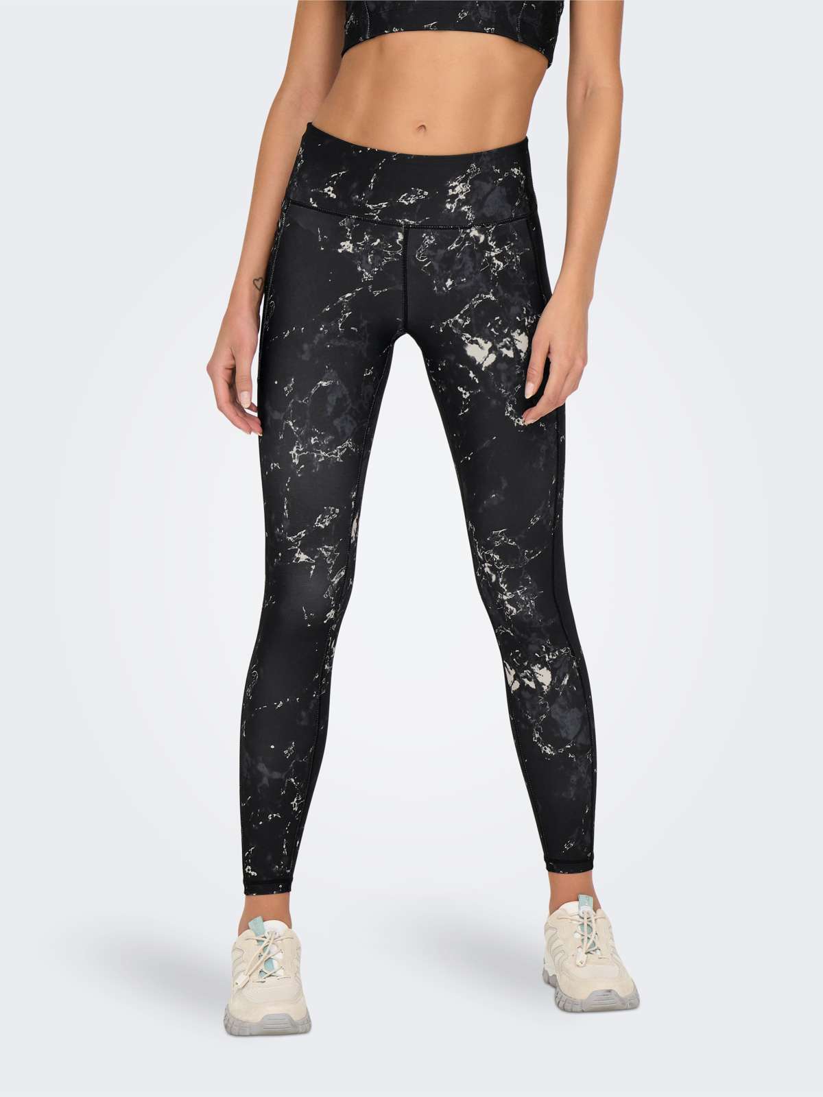 Функциональные колготки со светоотражающими деталями. ONPRYA-2-SPACE LIFE HW PCK TIGHTS NOOS